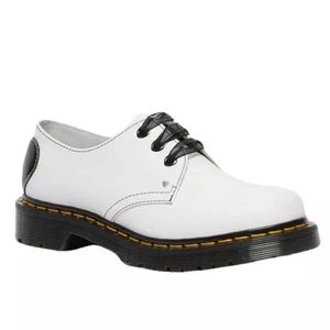 Dr Marten white heart oxford shoes